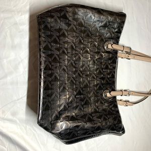 Micheal Kors Tote purse for sale!